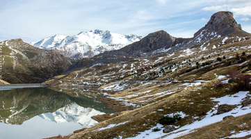 1100 5818 Embalse de Escarilla Huesca Spain