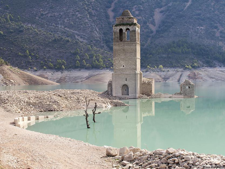 1417_1767_Embalse_de_Mediano_Huesca_Spain.jpg