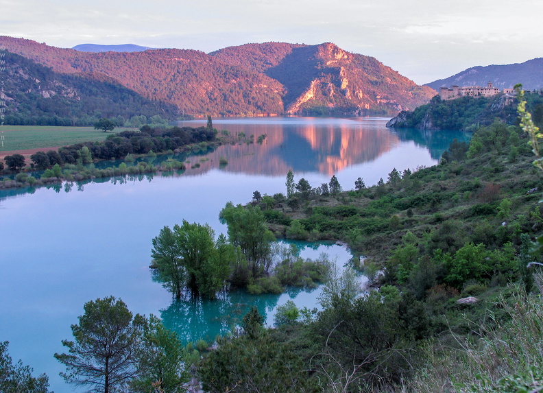 223_2358_Embalse_de_El_Grado_Huesca_Spain.jpg