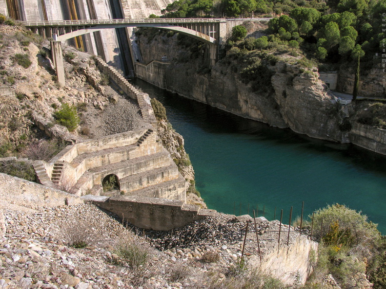 336_3602_El-Grado_Huesca_Spain.jpg