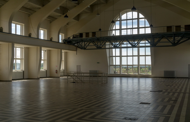 110920728_08423_Radio_Kootwijk_the_Netherlands.jpg