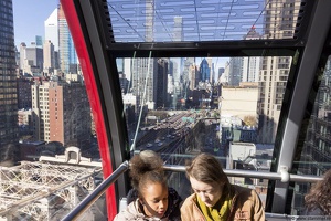 1100 8685 Tramway from Roosevelt Island New York USA