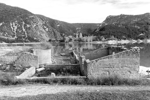 115431118 00346 BW El Mediano Huesca Spain